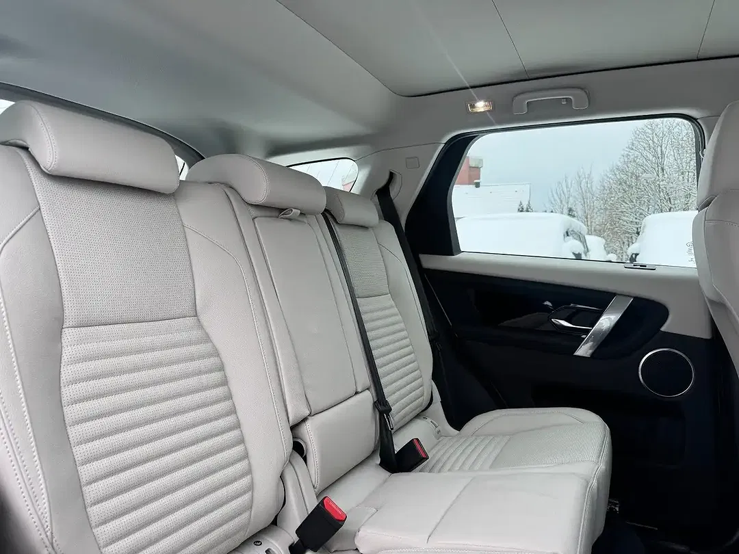 Land Rover Discovery Sport S - Thumbnail 14