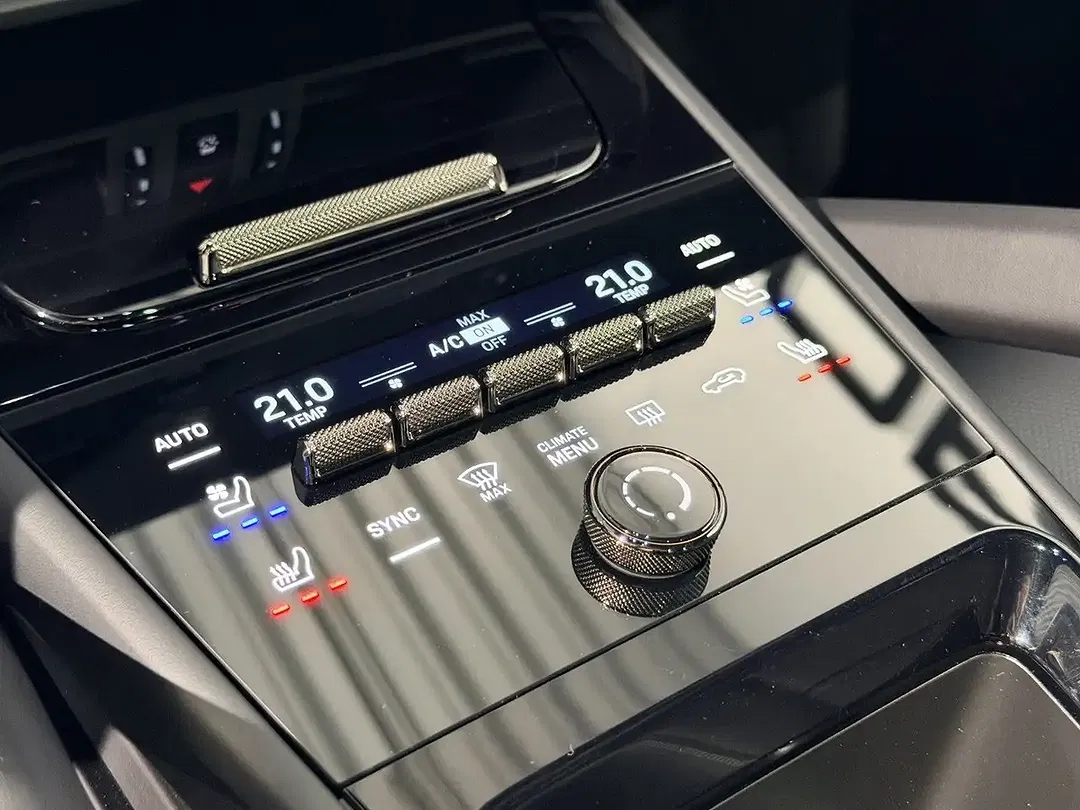 Porsche Cayenne E-Hybrid Coupe Turbo - foto 15