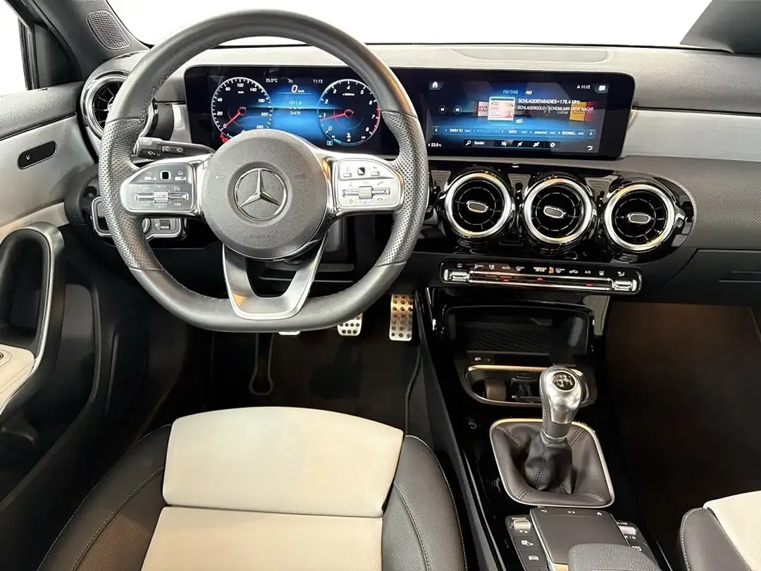 Mercedes-Benz A 200 AMG - Thumbnail 14