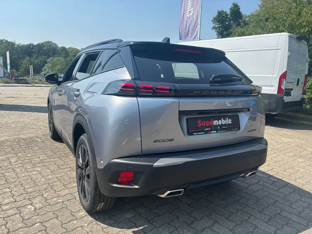 Peugeot 2008 145 Hybrid GT Exclusive - Thumbnail 5