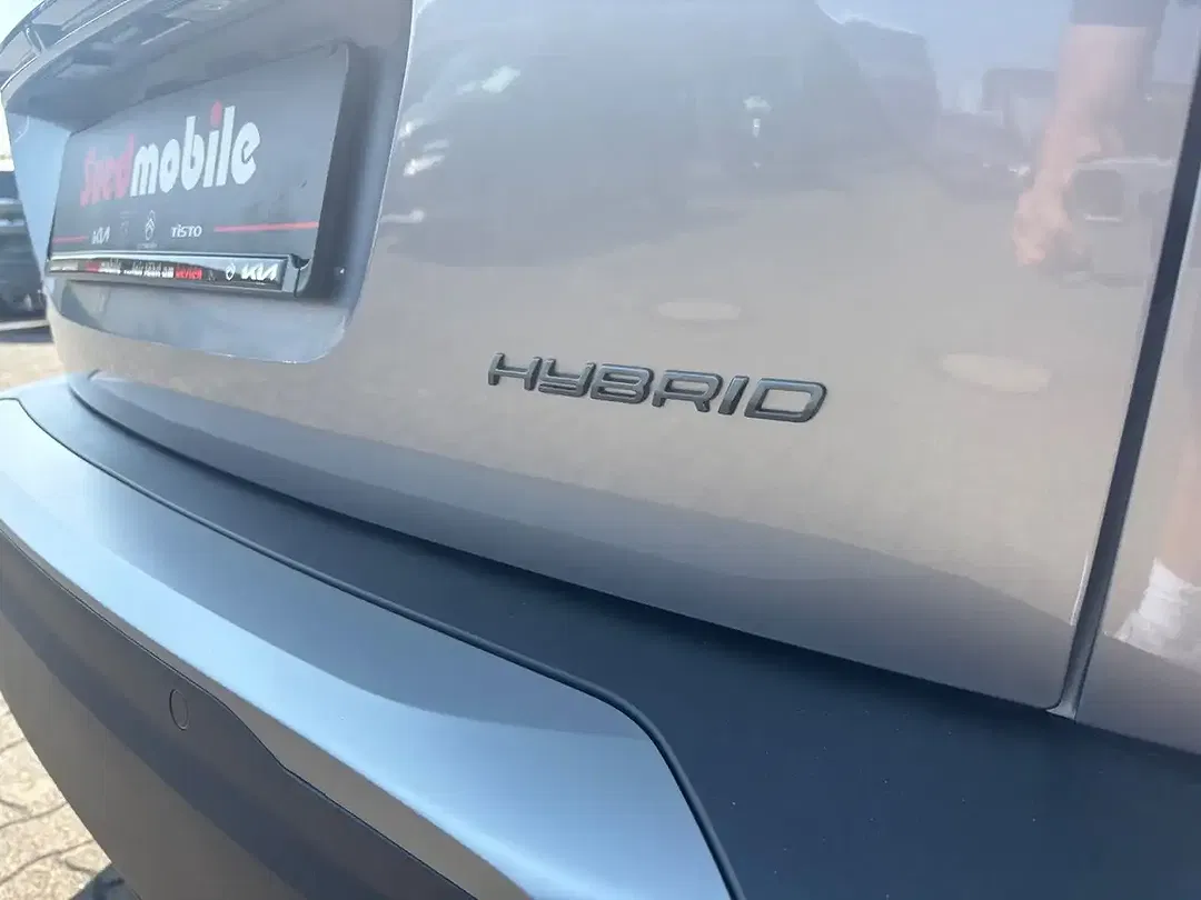 Peugeot 2008 145 Hybrid GT Exclusive - Thumbnail 9