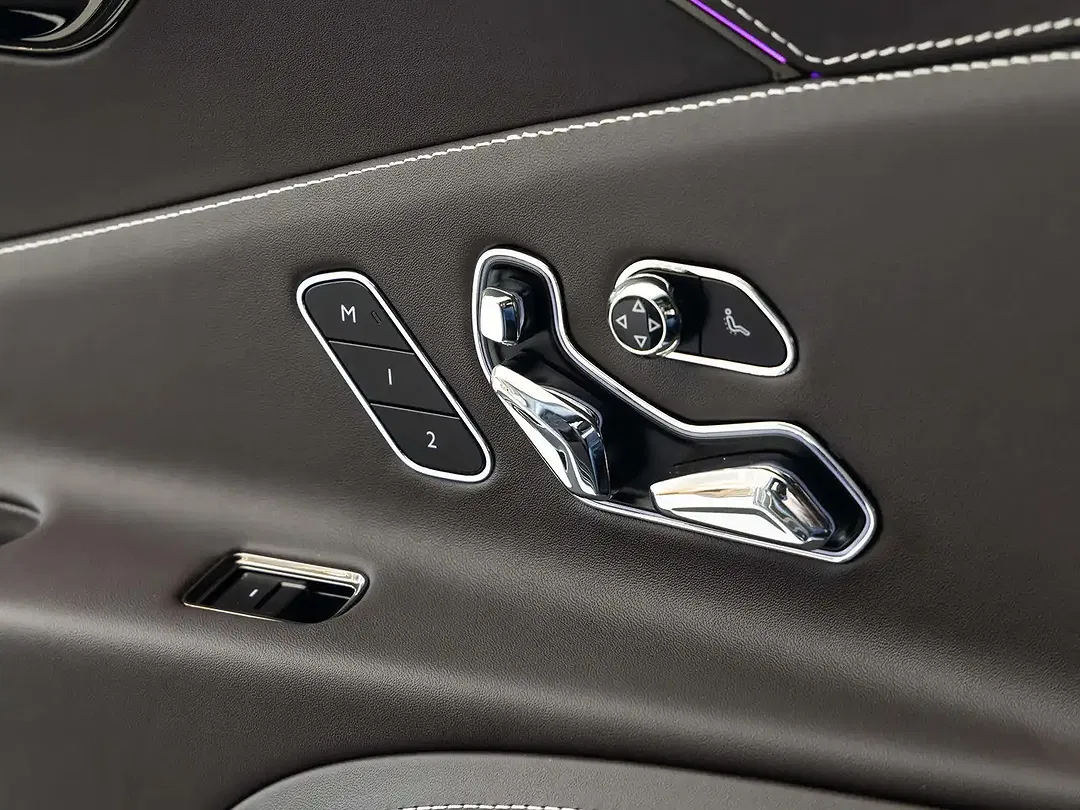 Bentley Flying Spur 4.0 V8 Hybrid - Thumbnail 14