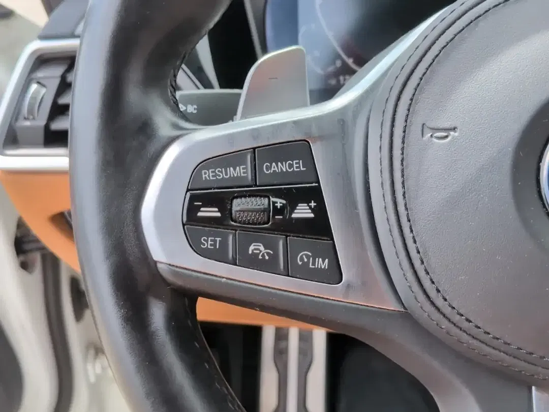 BMW 330 Touring M Sport - Thumbnail 13