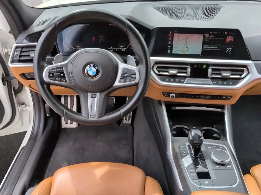 BMW 330 Touring M Sport - Thumbnail 5
