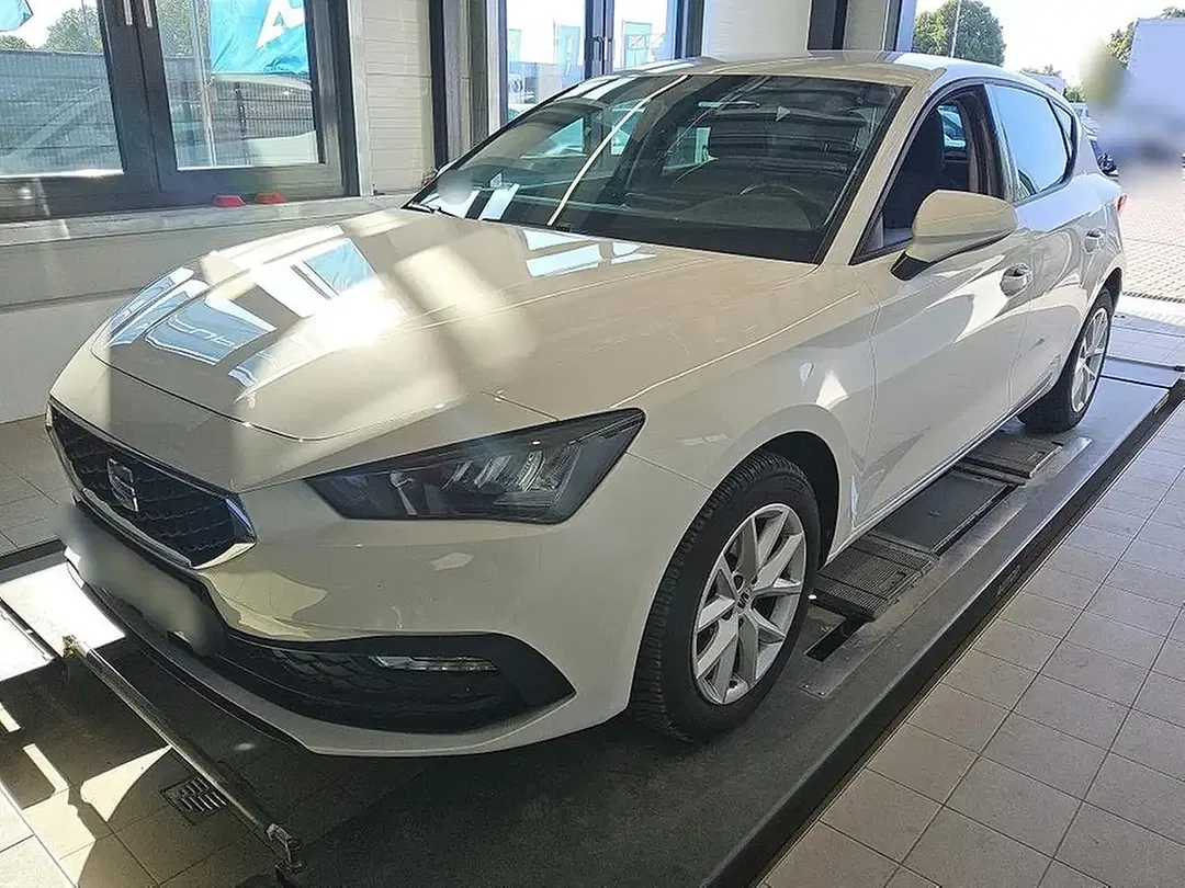 SEAT Leon 1.0 TSI Style Edition - Thumbnail 2