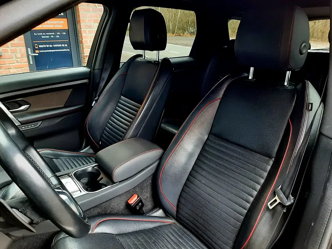 Land Rover Discovery Sport 2.0 Td4 4x4 MHEV R-Dynamic - Thumbnail 9