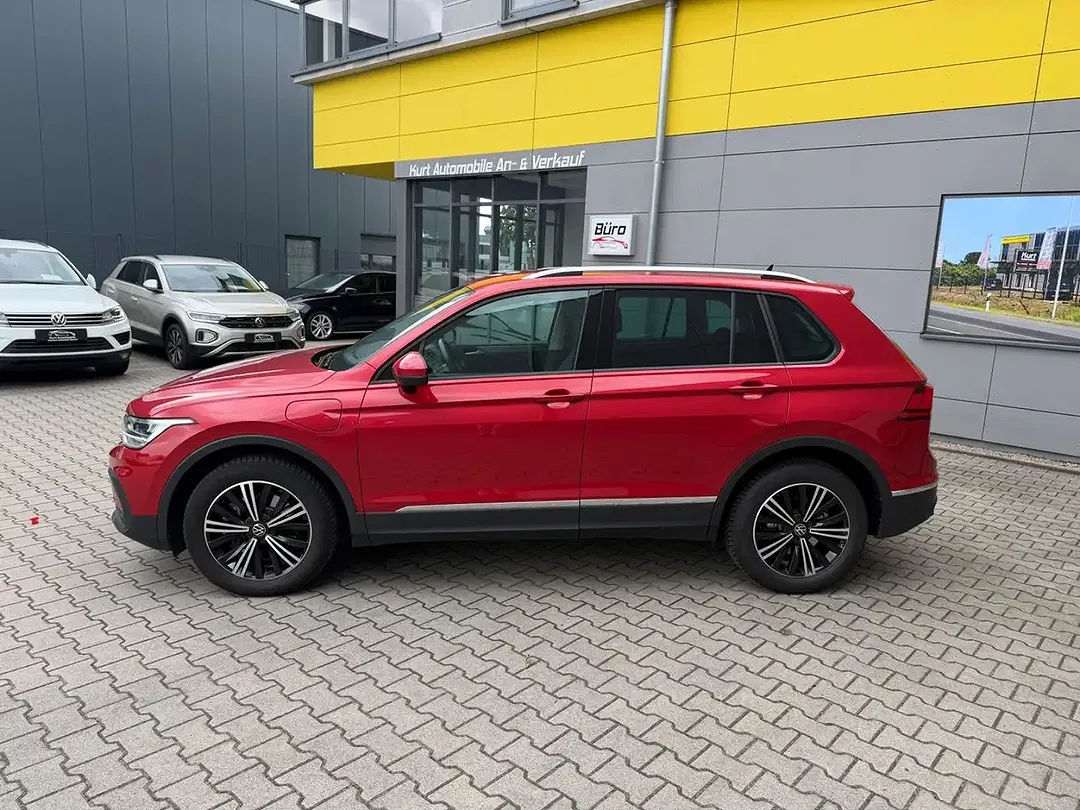 Volkswagen Tiguan eHybrid AUT Active - Thumbnail 3