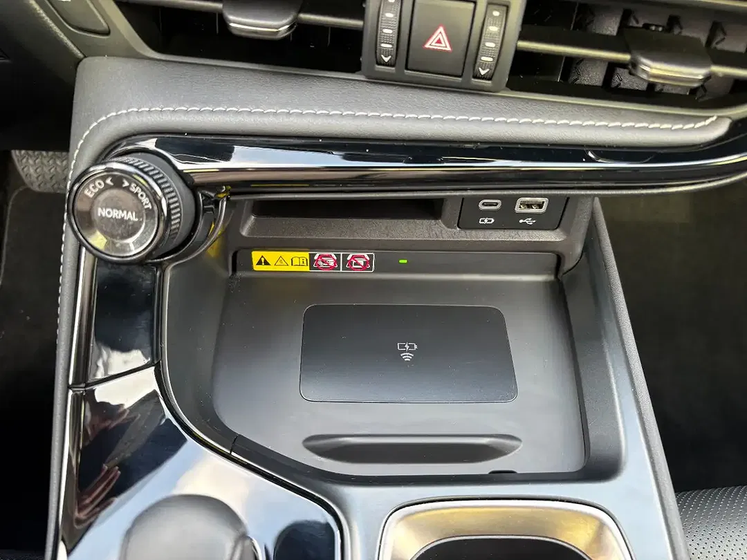 Lexus NX 350h Executive Line - Thumbnail 13