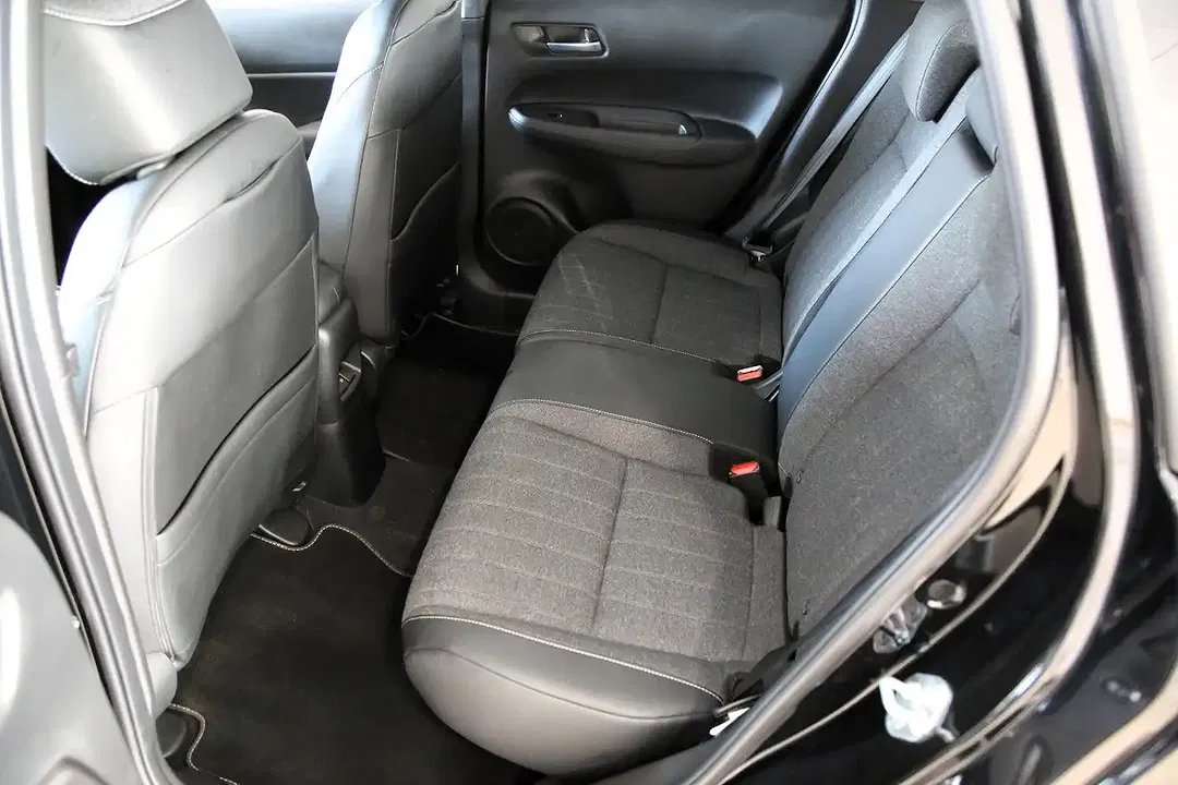 Honda Jazz 1.5 i-MMD Hybrid Advance - Thumbnail 6