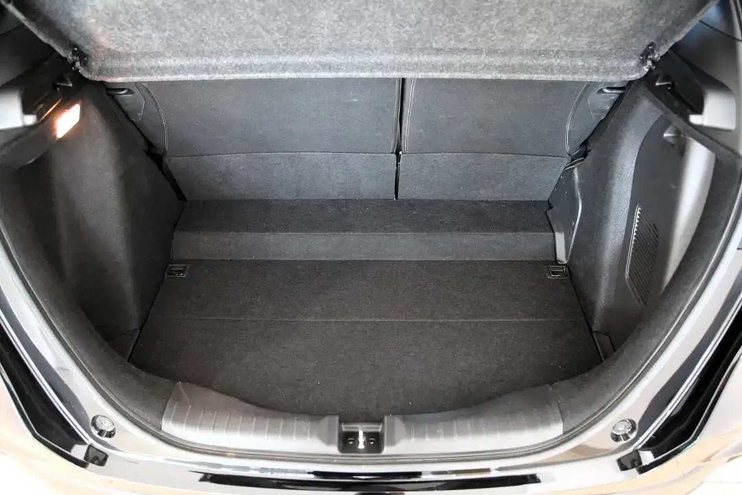 Honda Jazz 1.5 i-MMD Hybrid Advance - Thumbnail 8
