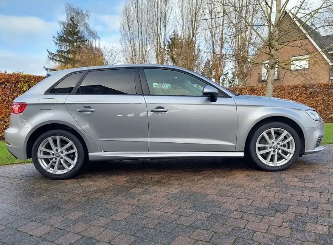Audi A3 e-tron Sportback - foto 2