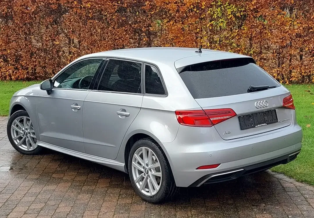 Audi A3 e-tron Sportback - Thumbnail 3