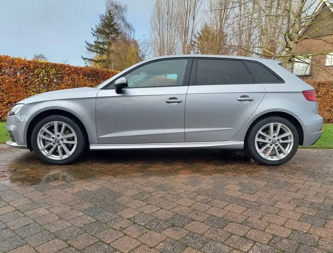 Audi A3 e-tron Sportback - Thumbnail 4