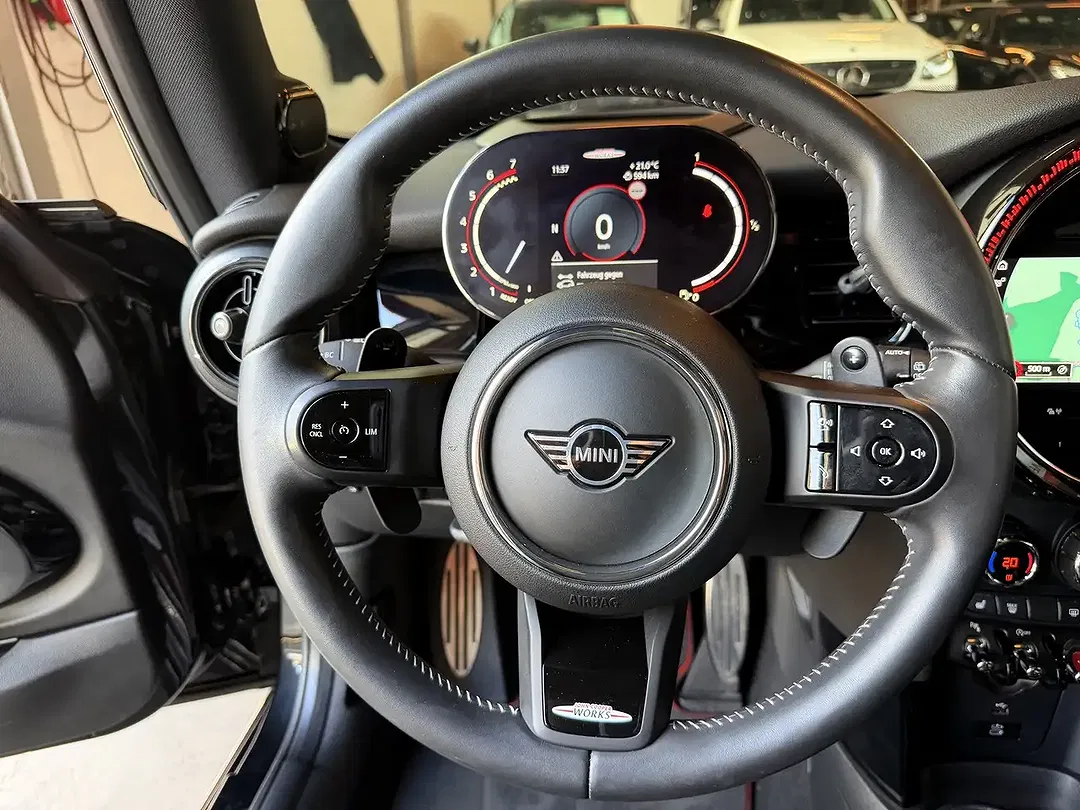 MINI John Cooper Works - Thumbnail 11