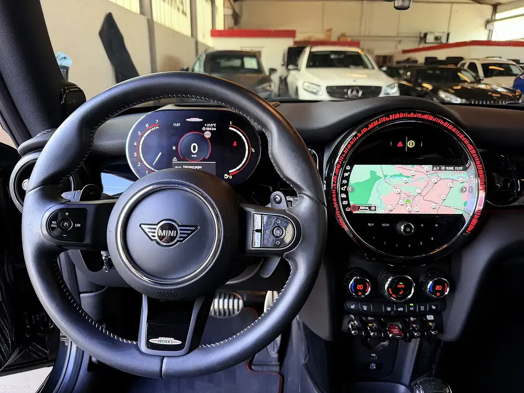 MINI John Cooper Works - Thumbnail 9