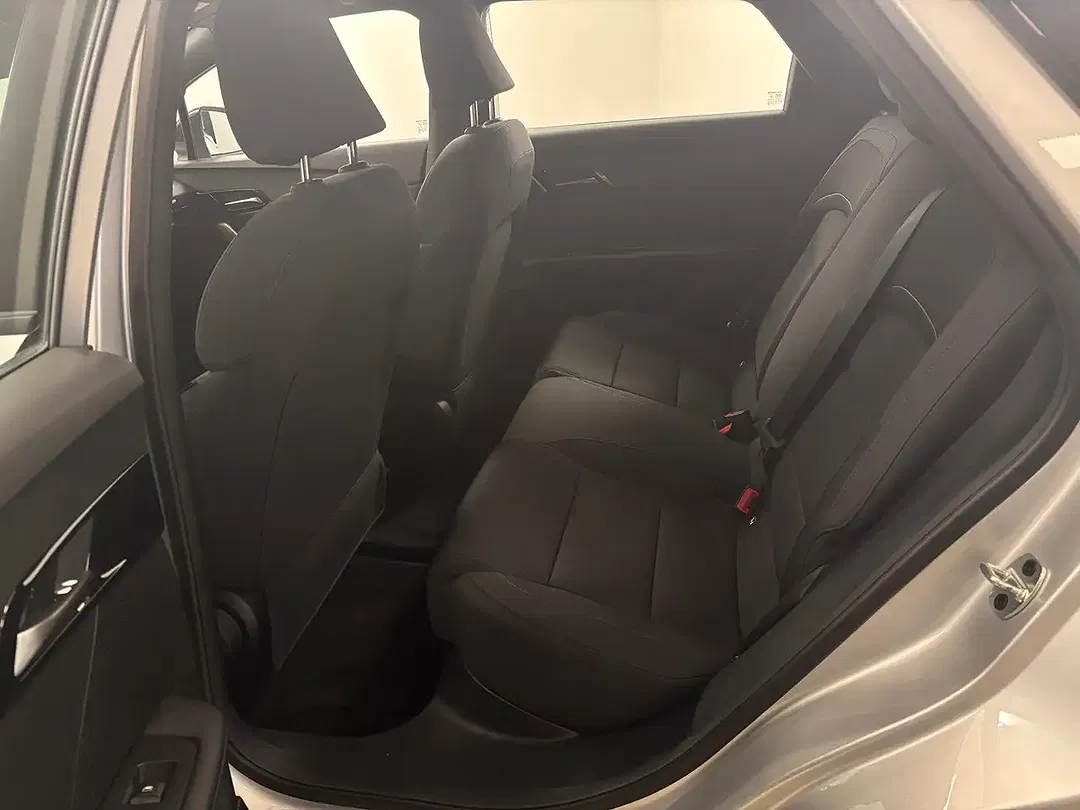 MG MG4 - Thumbnail 14