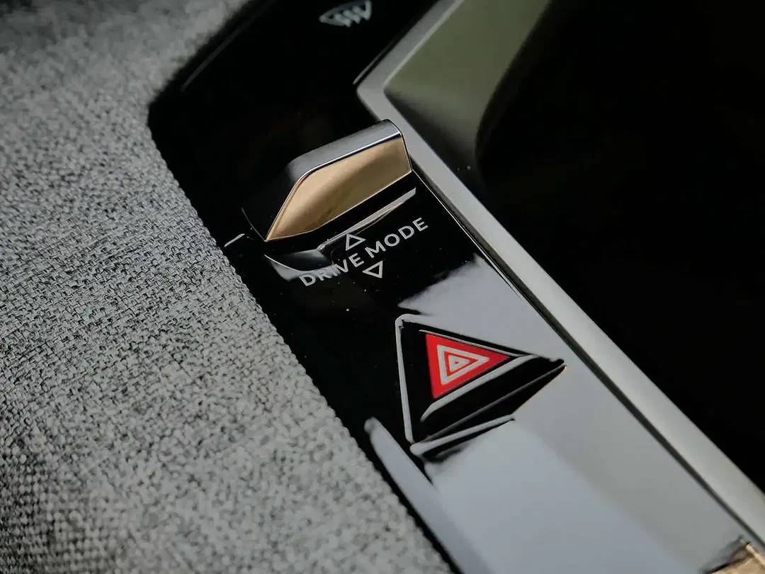 Peugeot 3008 EV Allure - Thumbnail 11