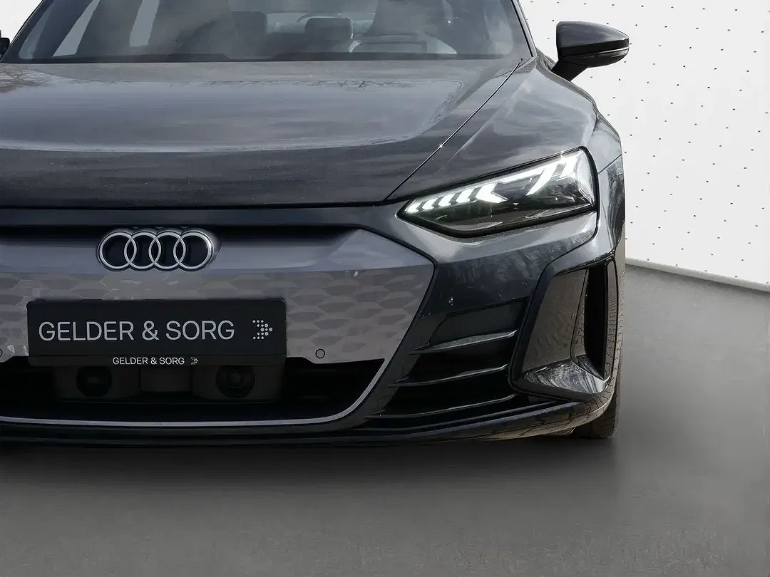 Audi e-tron GT - Thumbnail 13
