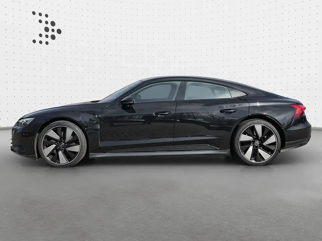 Audi e-tron GT - Thumbnail 3