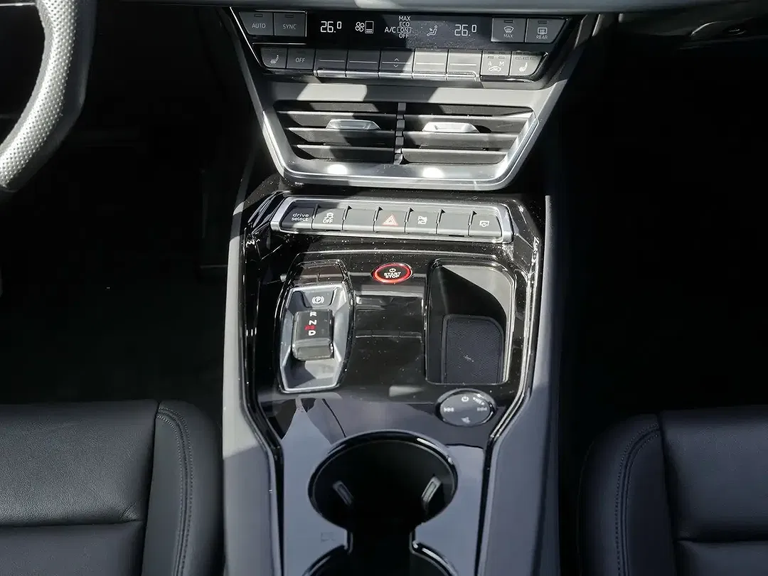 Audi e-tron GT - Thumbnail 7