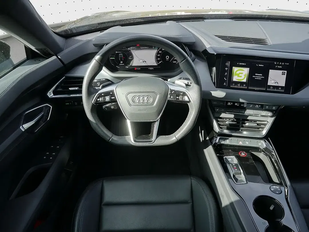 Audi e-tron GT - Thumbnail 8