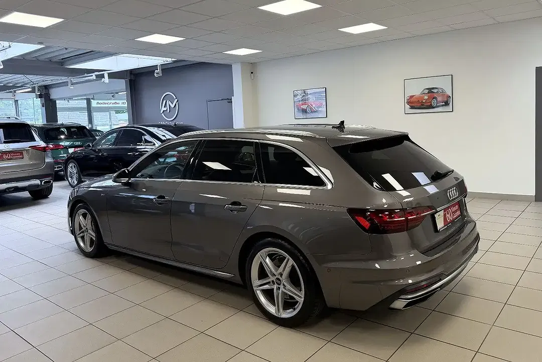 Audi A4 40 TDI quattro Avant S line - Thumbnail 9