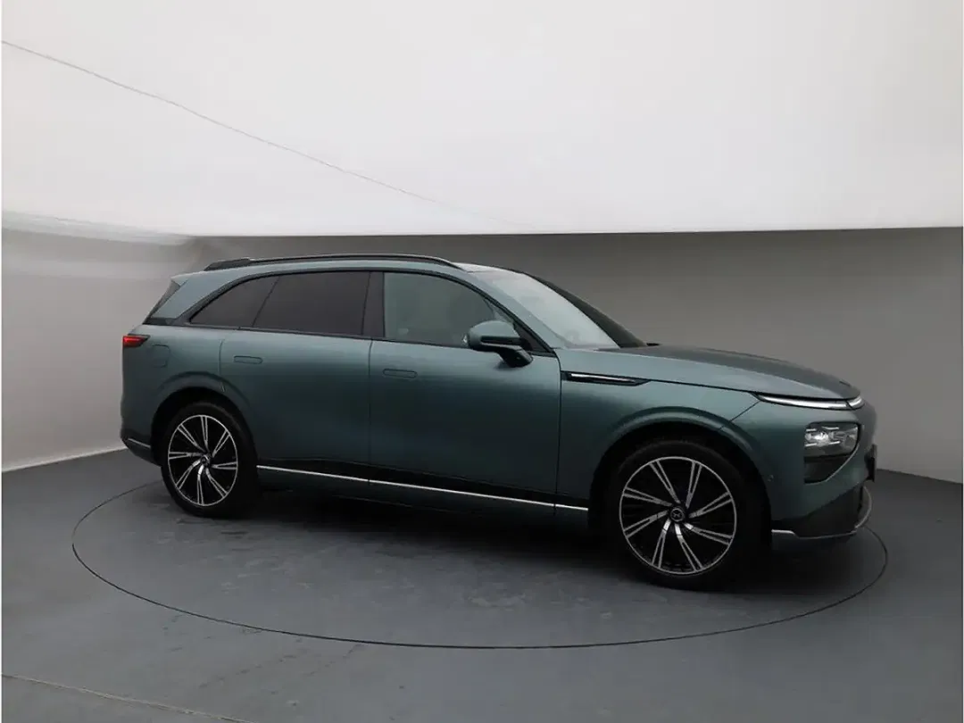 Xpeng G9 AWD Performance MY2025 - Thumbnail 8