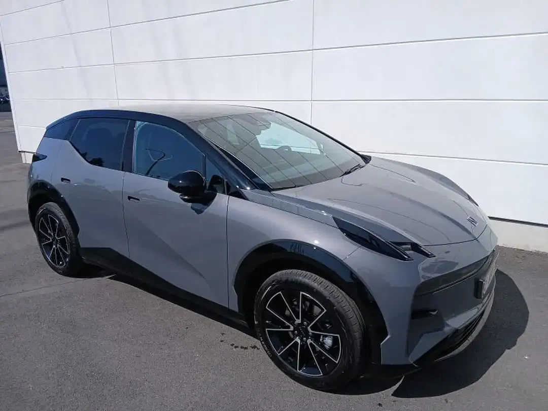 Zeekr X - Thumbnail 3