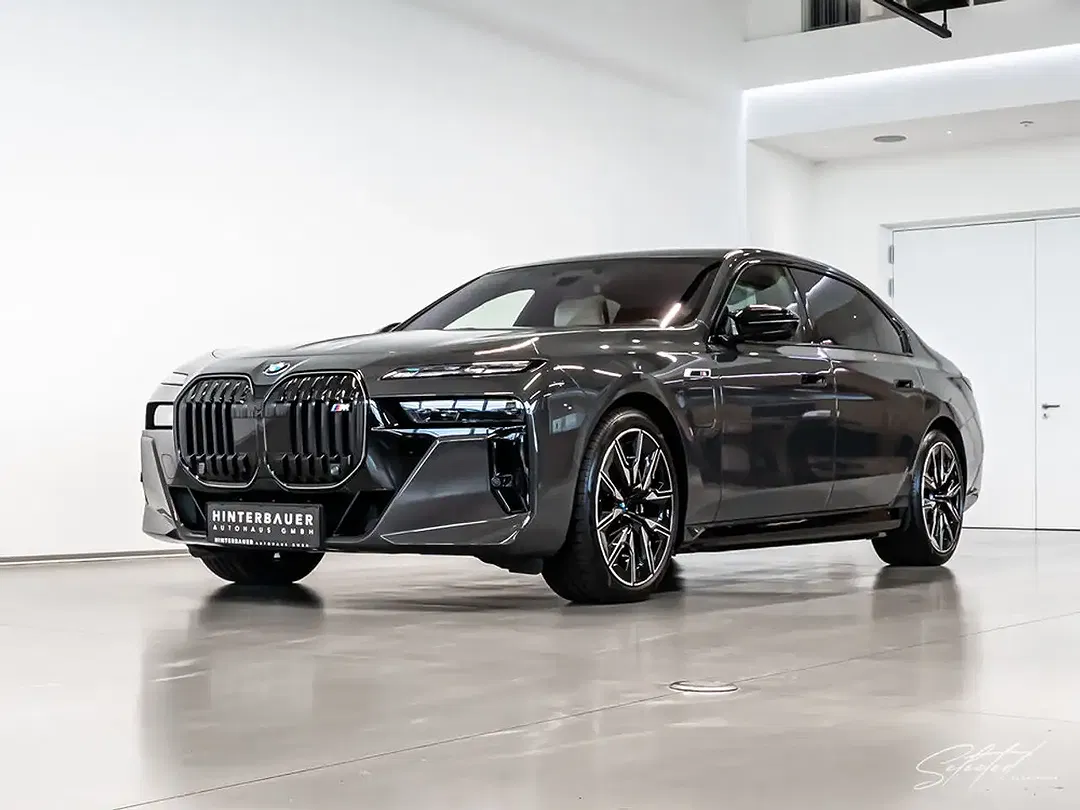 BMW 760 xDrive Executive - Thumbnail 14