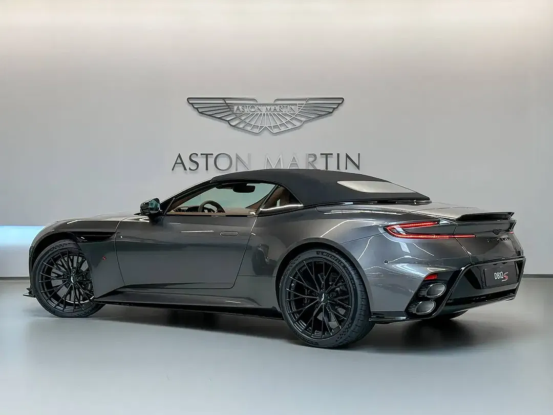 Aston Martin DB12 S Volante - Thumbnail 5