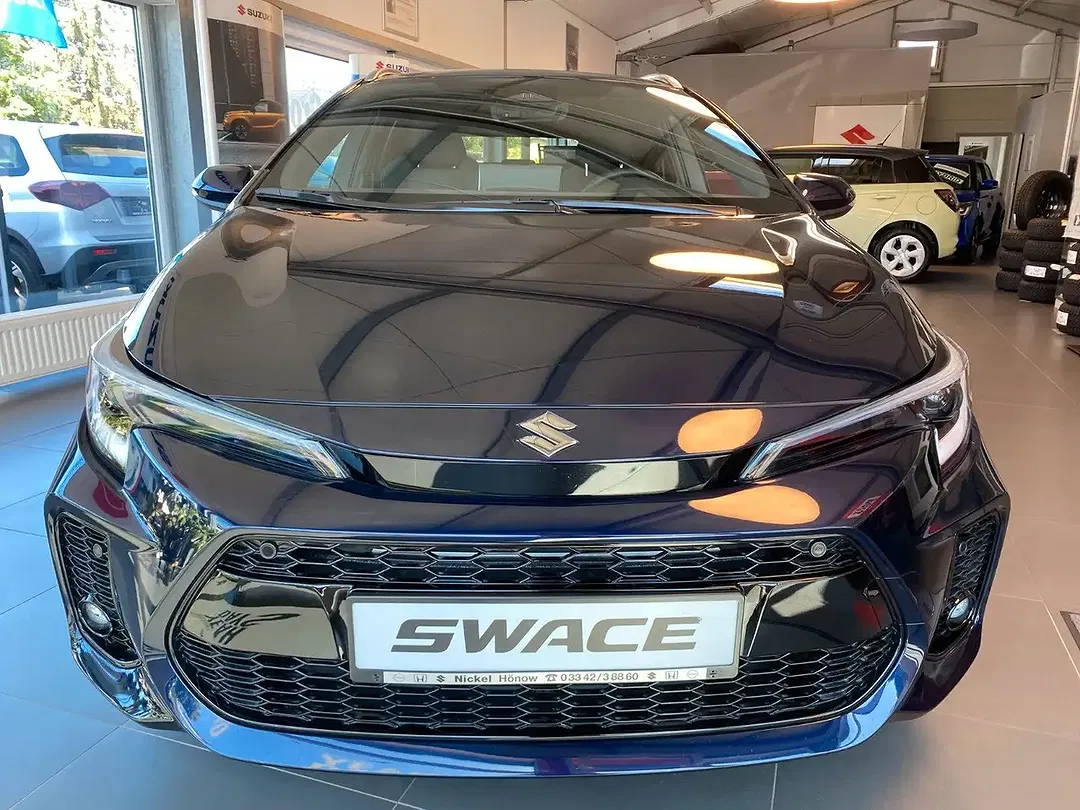 Suzuki Swace Hybrid CVT - foto 2