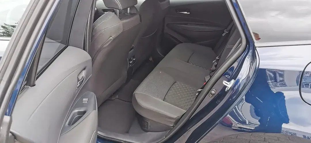 Suzuki Swace Hybrid CVT - Thumbnail 6