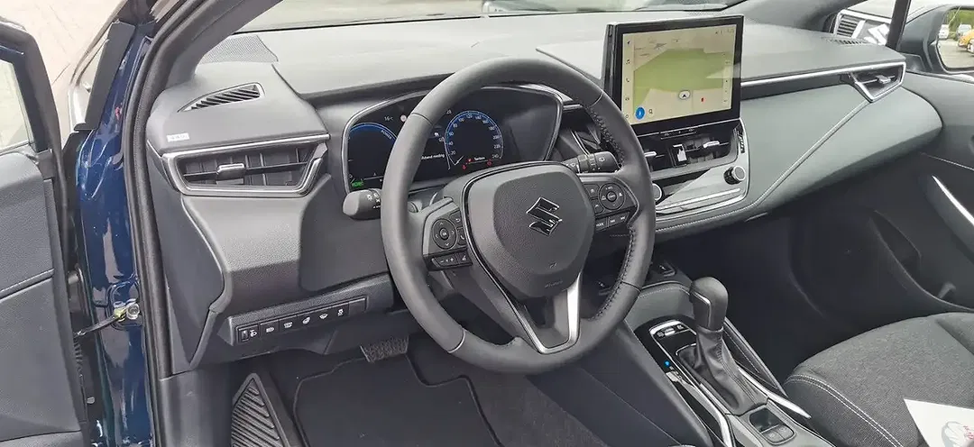 Suzuki Swace Hybrid CVT - Thumbnail 7