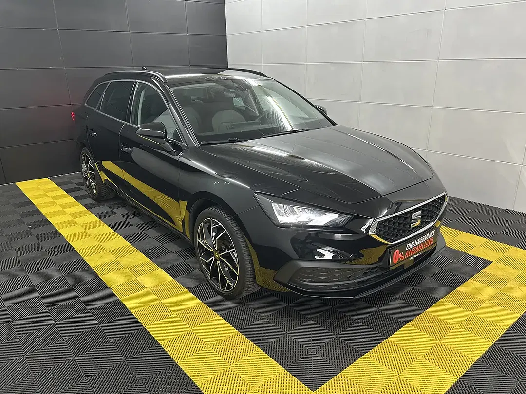 SEAT Leon Style - Thumbnail 3