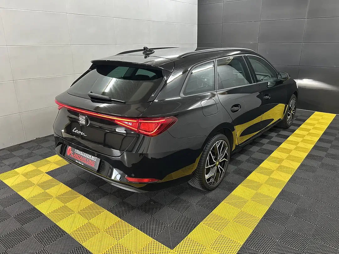 SEAT Leon Style - Thumbnail 4