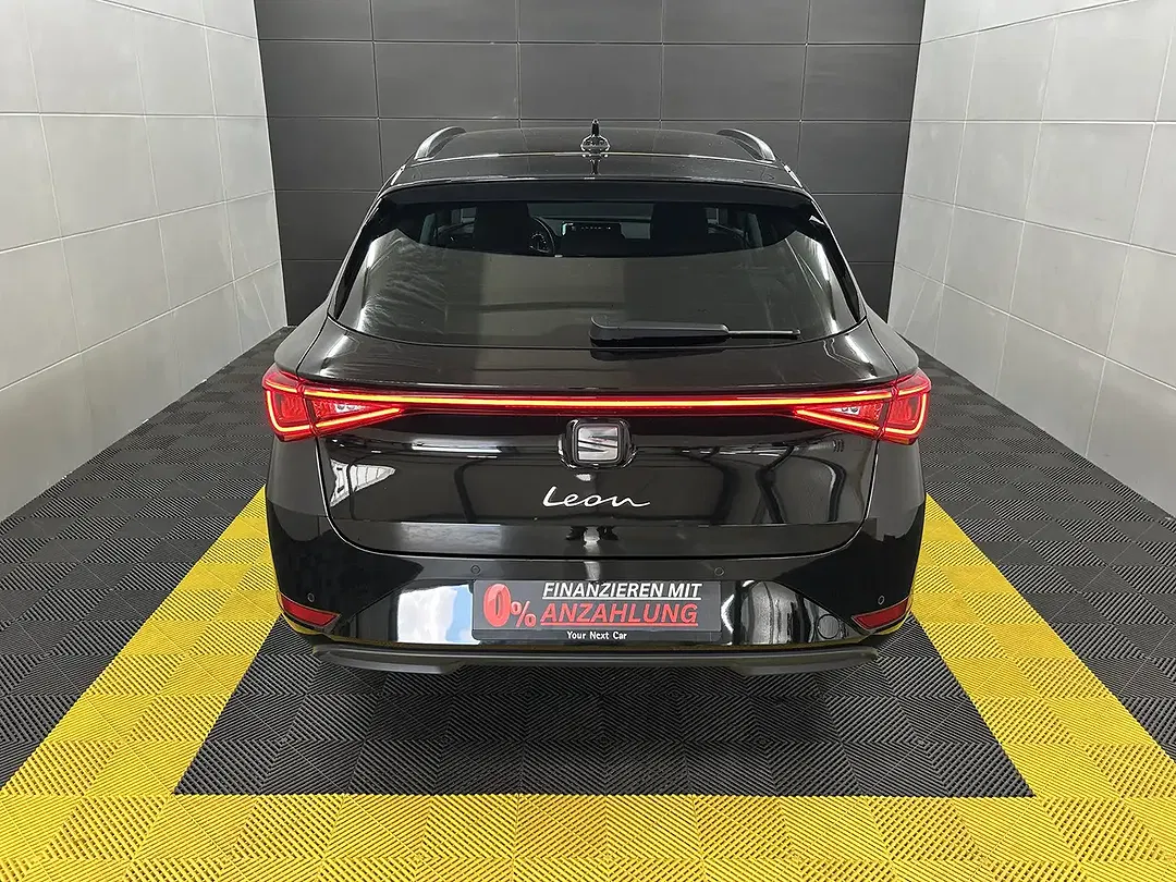 SEAT Leon Style - Thumbnail 6