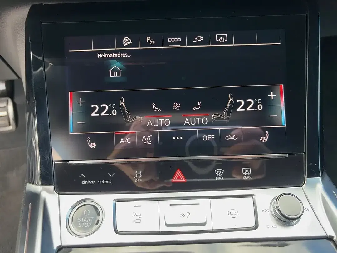 Audi Q8 50 e-tron Sportback advanced - Thumbnail 12