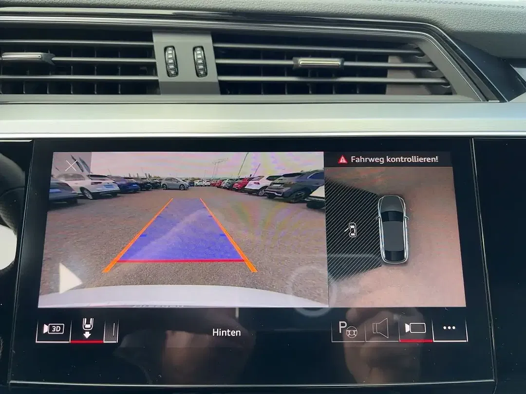 Audi Q8 50 e-tron Sportback advanced - Thumbnail 6
