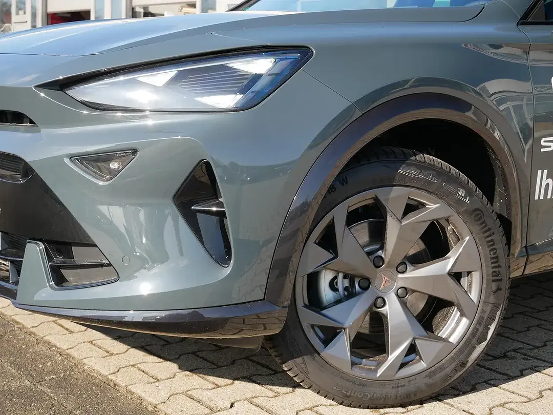 CUPRA Formentor 1.5 eTSI DSG - Thumbnail 3