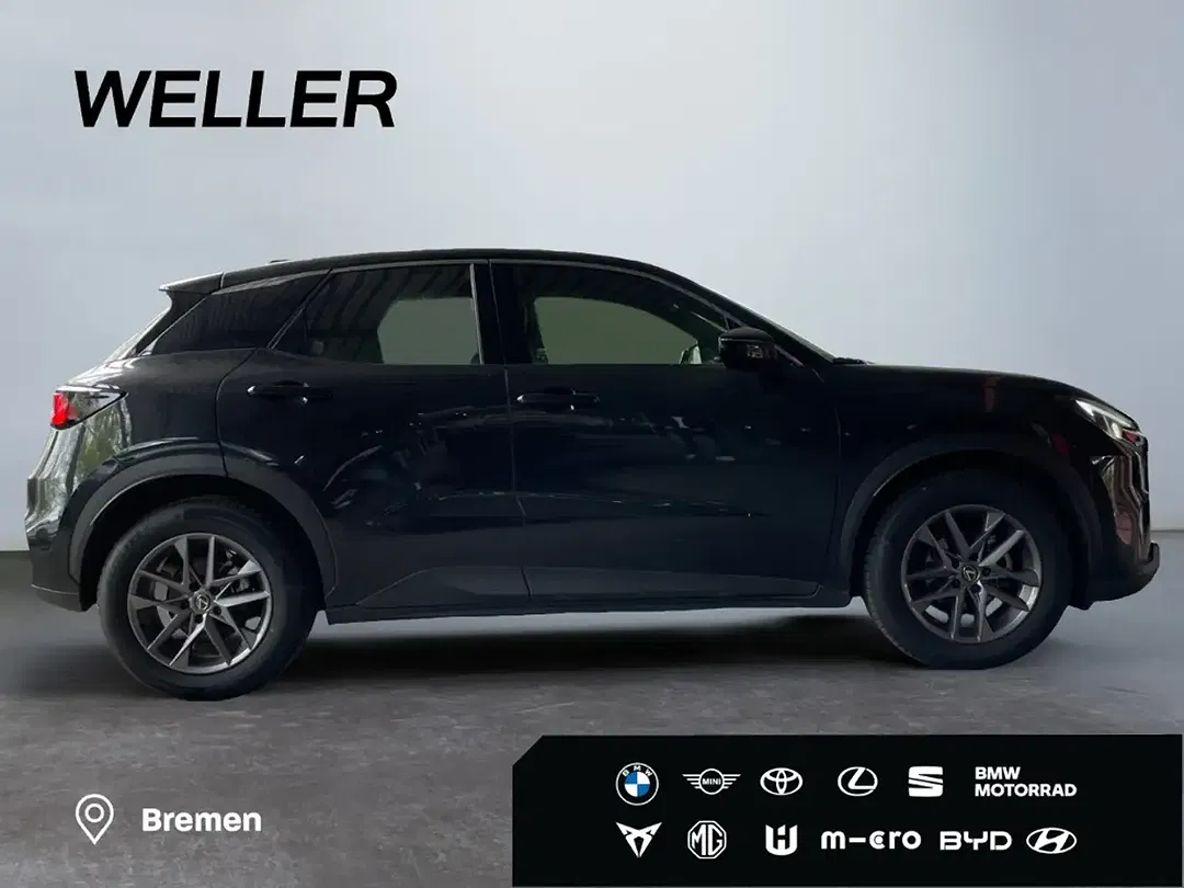 Lexus LBX - Thumbnail 10