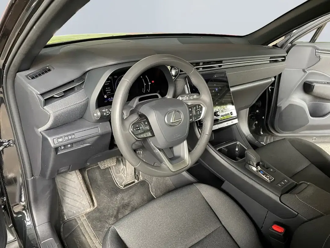 Lexus LBX - Thumbnail 13