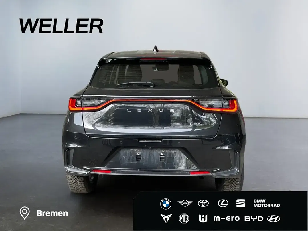 Lexus LBX - Thumbnail 6