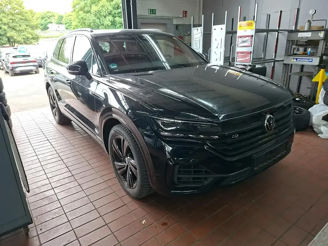 Volkswagen Touareg R - Thumbnail 5