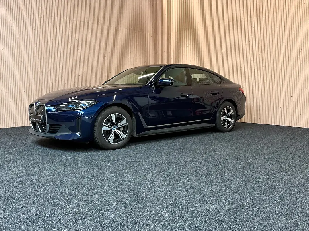 BMW i4 eDrive Gran Coupe - foto 1