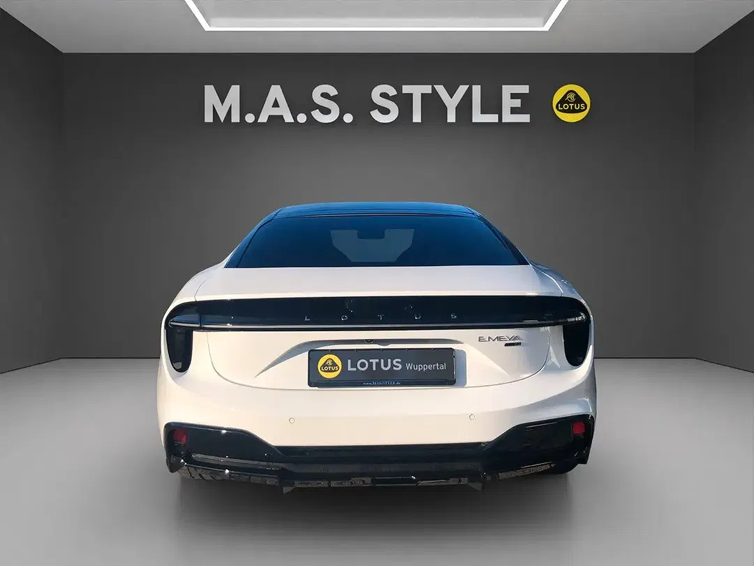 Lotus Emeya 600 - Thumbnail 7