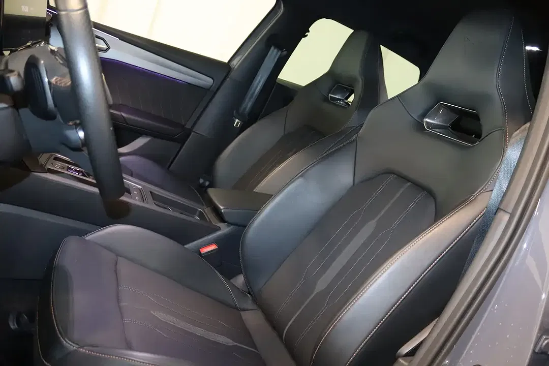 CUPRA Leon PHEV - Thumbnail 4
