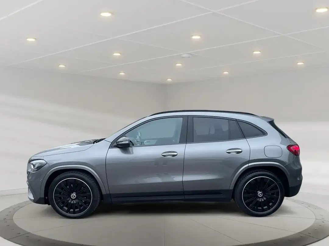 Mercedes-Benz GLA 200 AMG MBUX Night - Thumbnail 13
