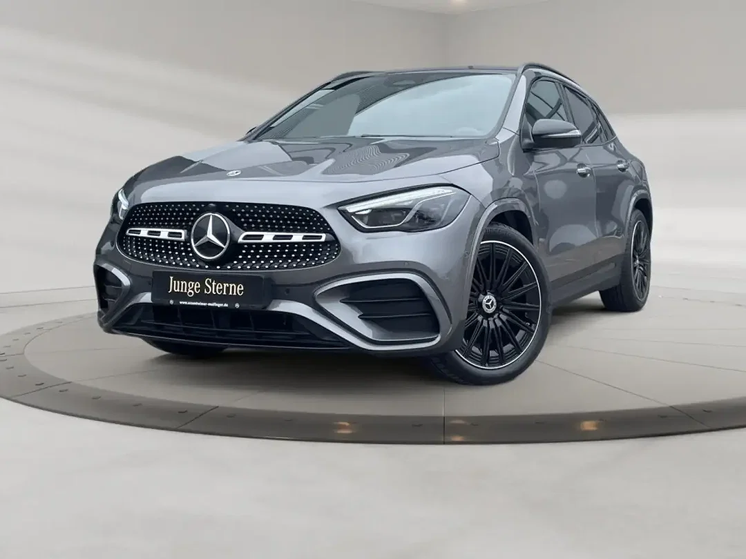 Mercedes-Benz GLA 200 AMG MBUX Night - Afbeelding 1