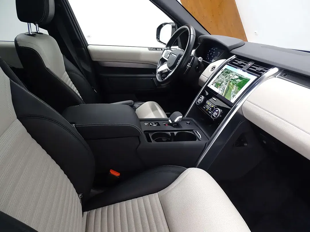Land Rover Discovery 4x4 R-Dynamic - Thumbnail 7