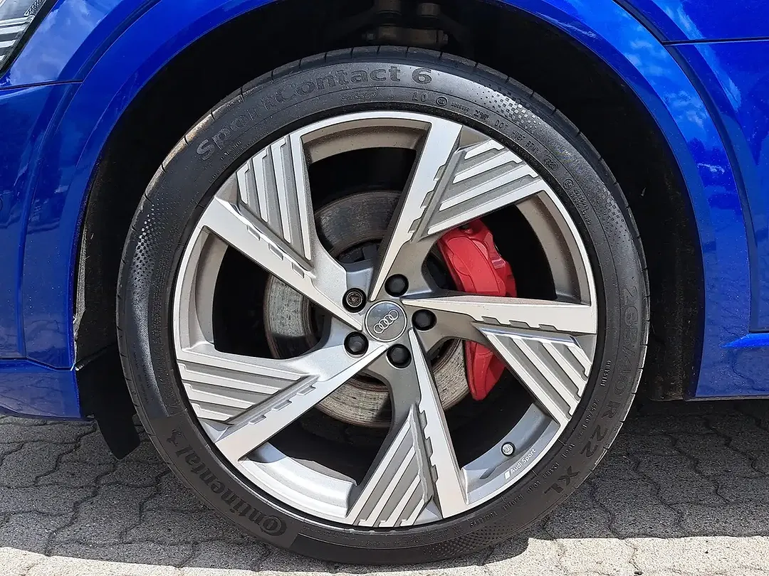 Audi Q8 e-tron 55 quattro S line - Thumbnail 10